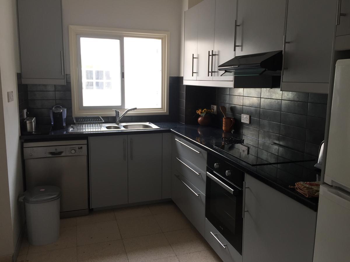 Limnaria Westpark Appartement Paphos Buitenkant foto